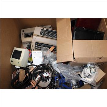 Pallet With Electronics & More, 20+ Pieces