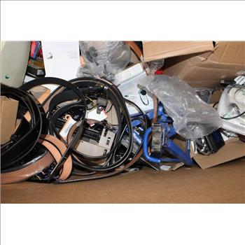 Pallet With Electronics & More, 20+ Pieces