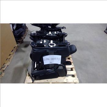 Pallet With Folding Car Seats, 4 Pieces