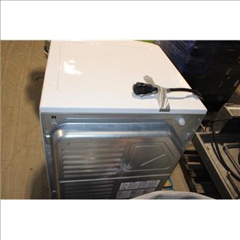 Pallet With General Electric Dryer