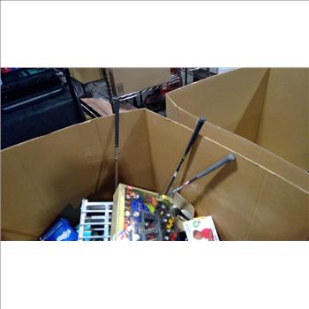Pallet With Golf Clubs And More, 10+ Pieces