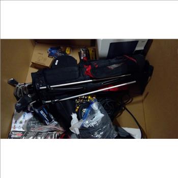 Pallet With Golf Clubs And More, 5+ Pieces