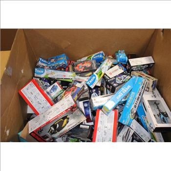 Pallet With RC Cars & Other Toys, 30+ Pieces