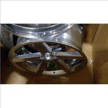 Pallet With Sik Chrome IROC Rims, 4 Pieces