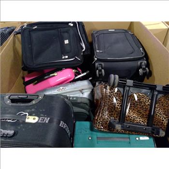 Pallet With Suitcases And More, 5+ Pieces