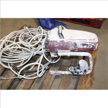 Pallet With Titan 440 Paint Sprayer