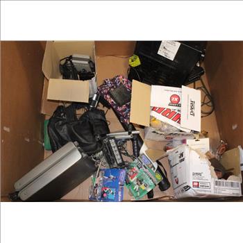 Pallet With Toys, Camera & More, 10+ Pieces