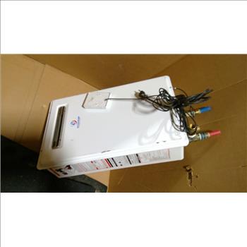 Pallet With Water Heater And More, 3+ Pieces