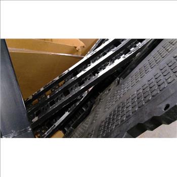 Pallets Of Decker Truck Bed Draw And More 2 Pieces