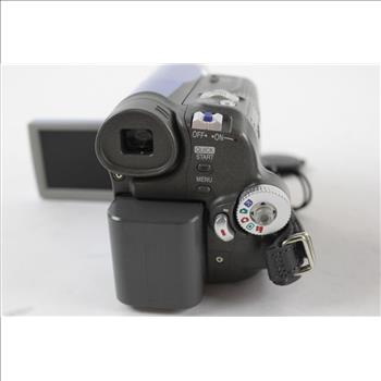 Panasonic PV-GS19 Video Camera