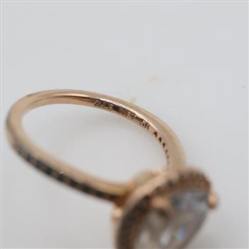 Pandora Sparkling Teardrop Halo GP Ring