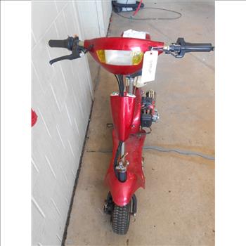 Pantera Transport Gas Scooter (Woodridge, IL 60517)