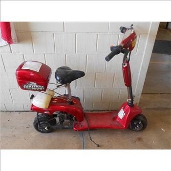 Pantera Transport Gas Scooter (Woodridge, IL 60517)