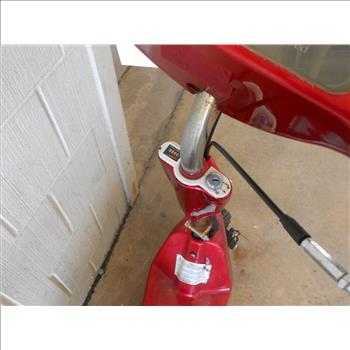 Pantera Transport Gas Scooter (Woodridge, IL 60517)