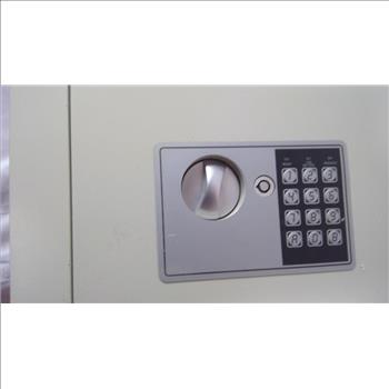 Paragon Lock & Safe With Keypad