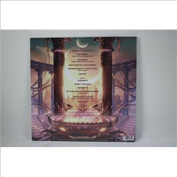 Paris Hilton Infinite Icon Record