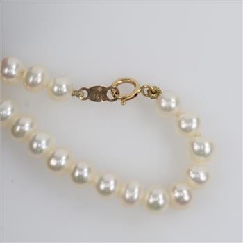 Pearl Bracelet 14kt Clasp