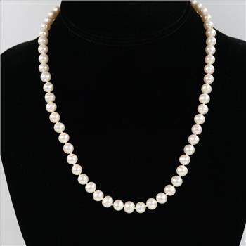 Pearl Necklace 10kt Gold Clasp