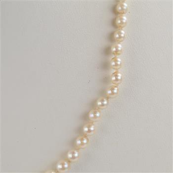 Pearl Necklace With 14kt Clasp