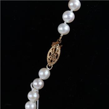 Pearl Necklace With 14kt Gold Clasp