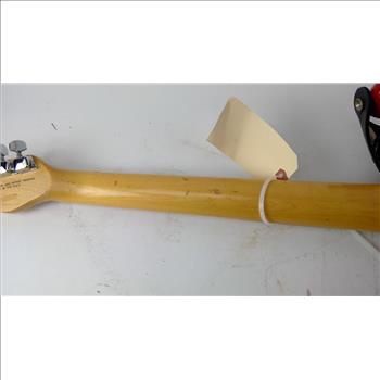 Peavey Predator Electric Guitar, Red