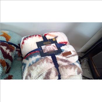 Pendleton Queen Blankets, 2 Pieces