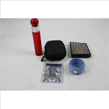 Perry Ellis 350 For Men, Ivy Park Bag, Topps Blake Corum Football Card, And More, 6 Pieces