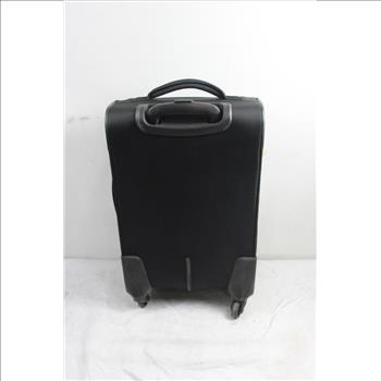Perry Ellis Roller Suitcase