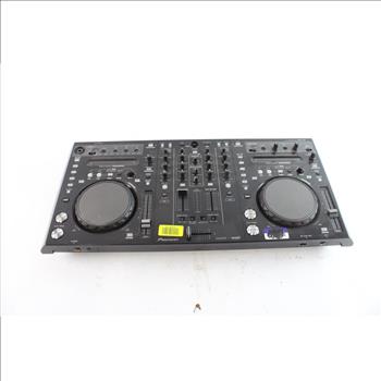 Pioneer Serato DJ Controller