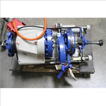 Pipe Threading Machine