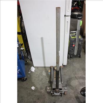 Pittsburgh Floor Jack 3 Ton