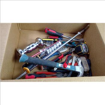 Pittsburgh Screwdriver, Crescent Hammer, Duratech Sockets, & More 20 Pieces