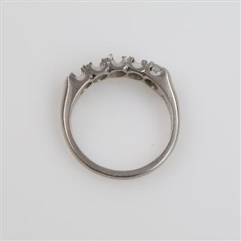 Platinum Diamond Ring