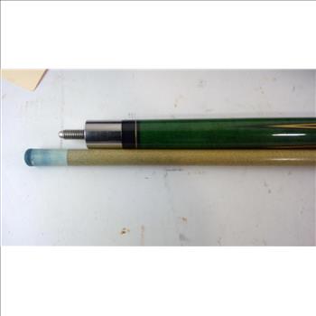 Players 2 Piece Pool Cue With Case