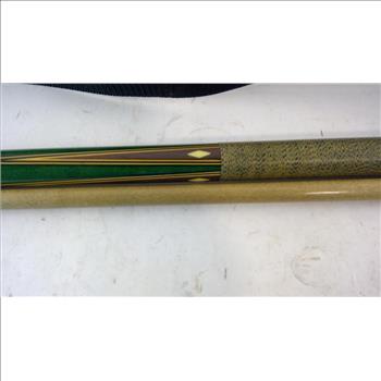 Players 2 Piece Pool Cue With Case