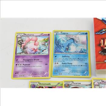 Pokemon Card Mini Binder/Album W/10 Pokemon Trading Cards