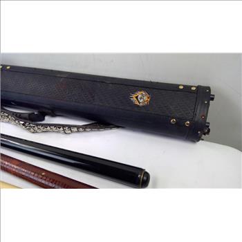 Pool Cues In Elite Case, 2 Pieces