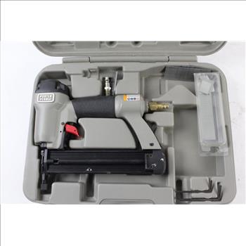 Porter Cable BN125A Brad Nailer