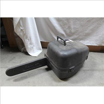 Poulan Wild Thing 2375 Gas Powered Chainsaw