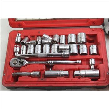 Powerbuilt Mechanics Tool Set & Makita BML185 Worklight; 10+ Pieces