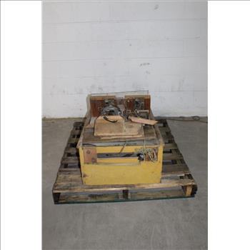 Pre- WWII 1936 Bally Bumper Mechanical Pinball Machine