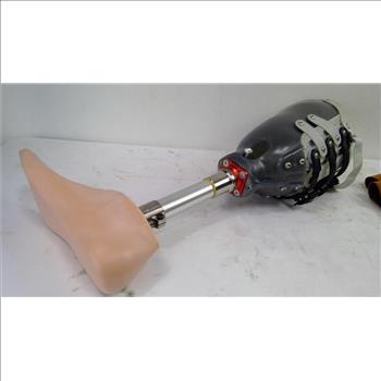 Prosthetic Right Leg With Liners In Bag