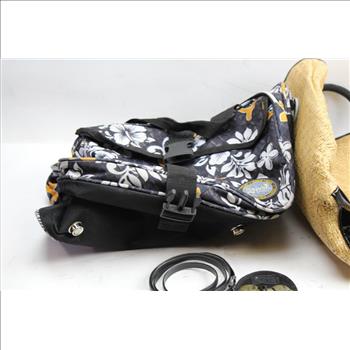 Ps2, Wii, Camera Flash, And More: 10+ Pieces