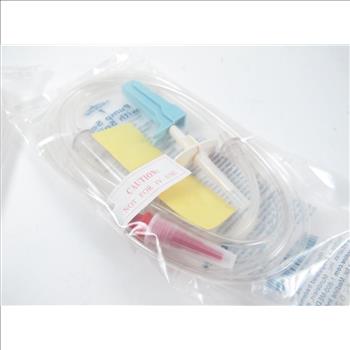 Pump Set With Spike, 2 Items