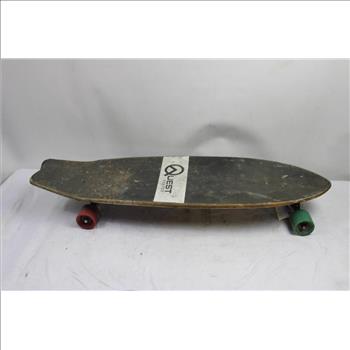 Quest Boarcs Skateboard