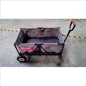 Radio Flyer 300 Capacity Fold-Up Wagon