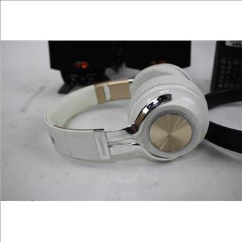 Radio Shack Dual Trunking Scanner, Headphones, Speakers, 6 Pieces