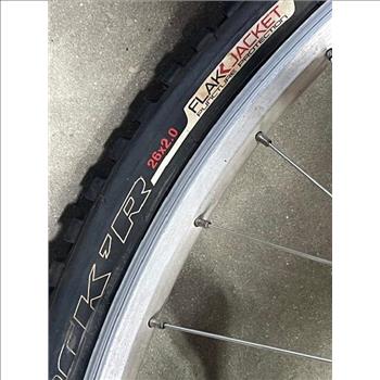 Raleigh 26 Inch M 7000i Mountain Bike