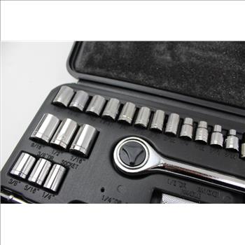 Ratchet And Socket Tool Set; 10+ Pieces