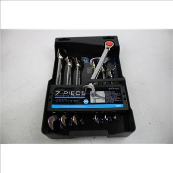 Ratcheting Wrench Set, Great Wall Toys Tank, And More, 3 Pieces